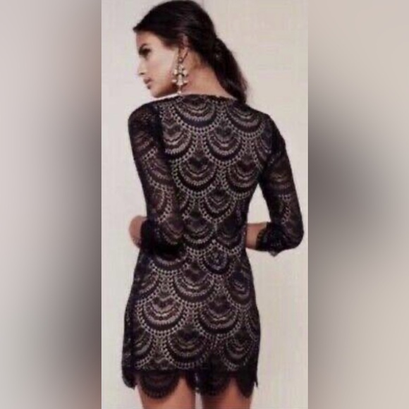 For Love And Lemons 3/4 Sleeve Rosalita
Lace Mini Dress w Front Keyhole Cutout - Picture 8 of 11